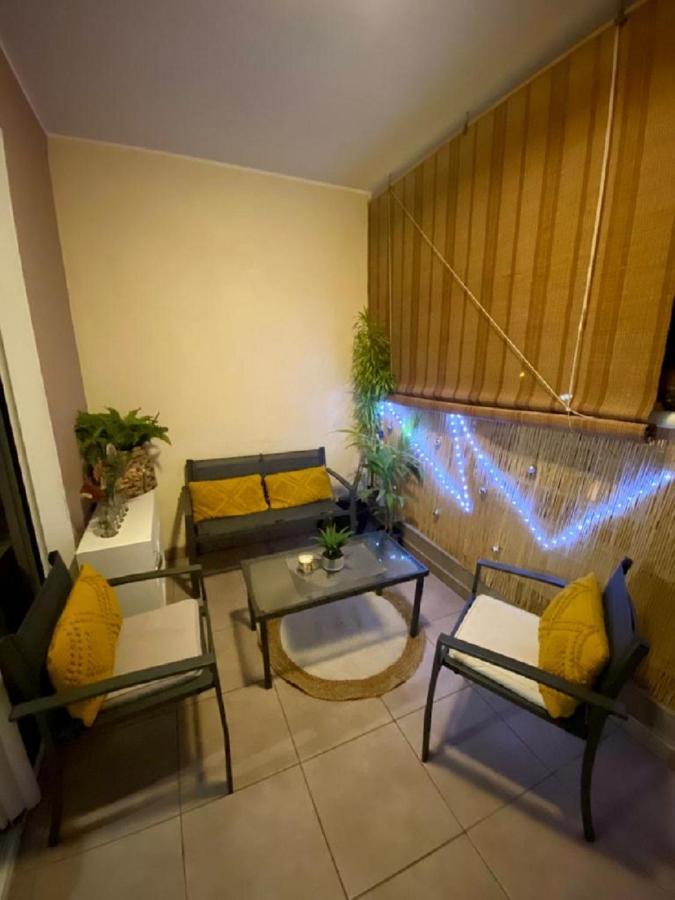 Location Saisonniere Meublee F2 St Leu Face Ocean A 1 Min Plage Apartment Saint-Leu Luaran gambar